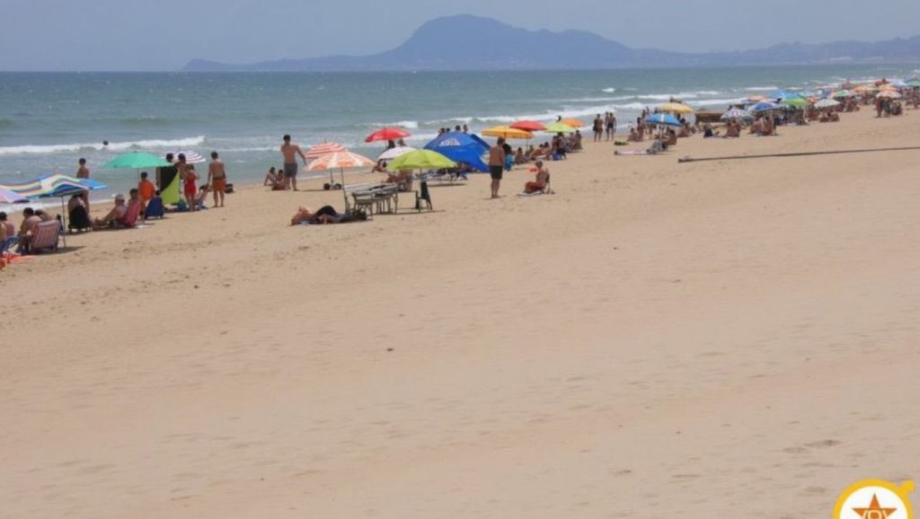 Playa Los Pedregales — foto 4 de 6