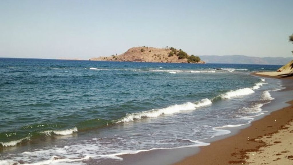 Fikiotripa Beach - Lesbos, Grecia