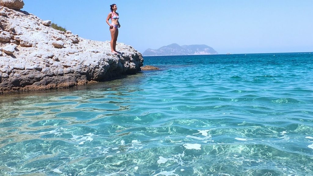 Domino - Ios, Grecia