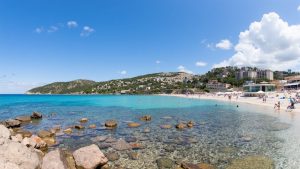 Baja Sardinia (La Maddalena, Cerdeña)