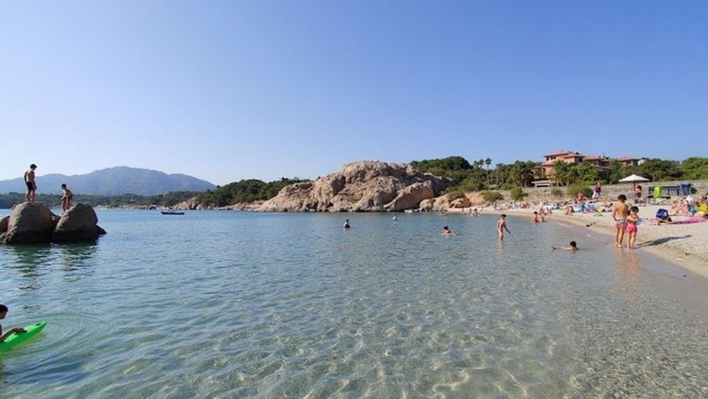 Capriccioli - spiaggia il Pirata — foto 4 de 6