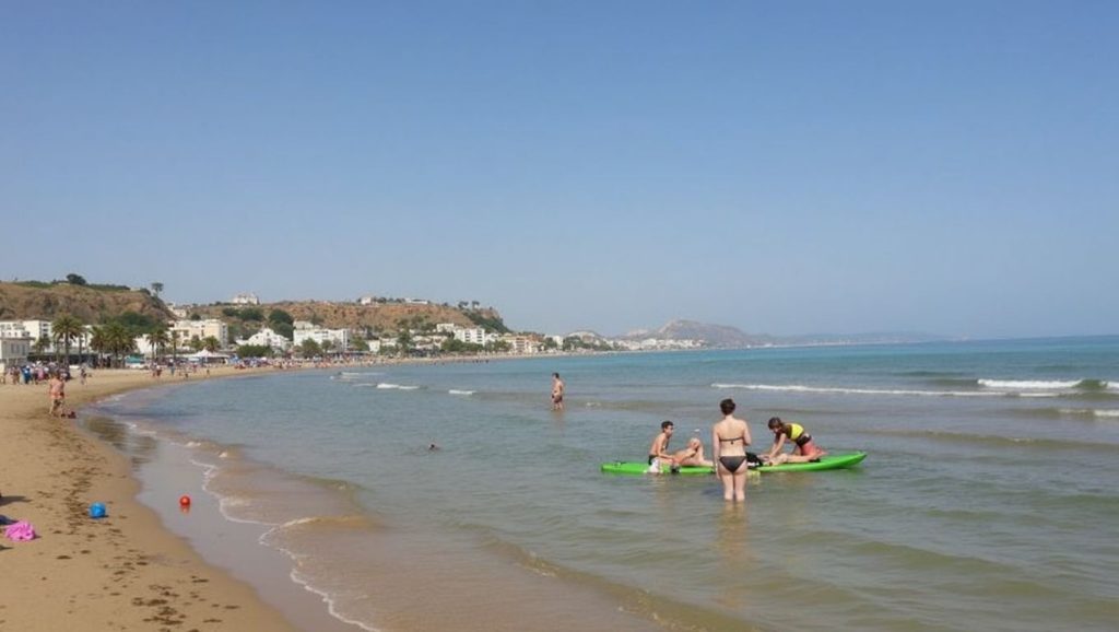 Primer plano de la orilla de Lido Azzurro, Porto Empedocle