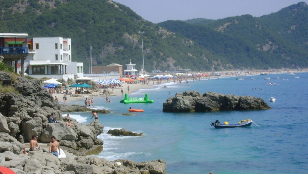 Agios Spiridon Beach (Sarandë, Albania) — foto 4