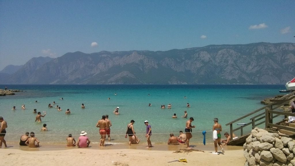 Vista amplia de Akdeniz Sitesi Sahili en ?, Turquía