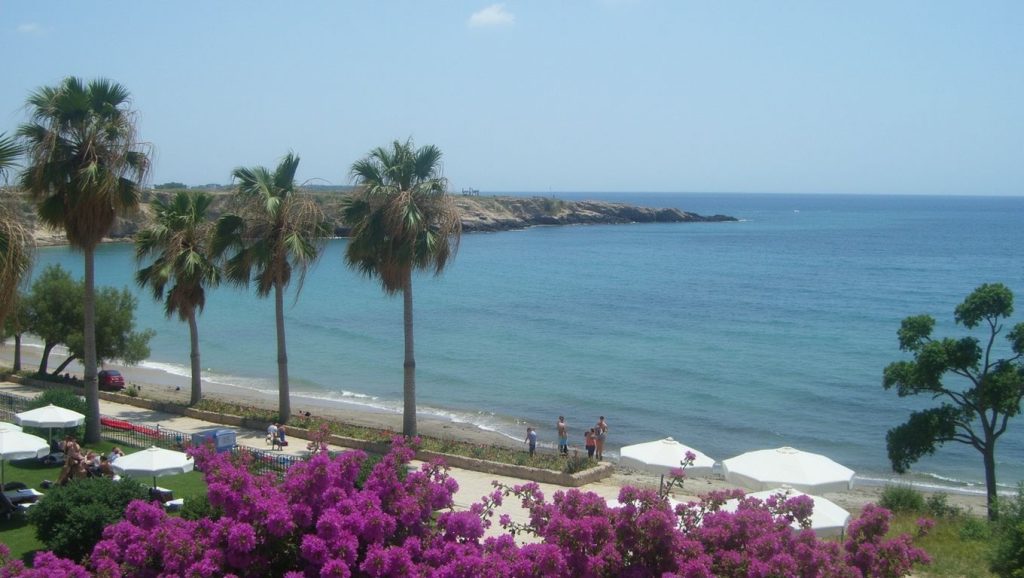 Vista del entorno de Alaminos Beach, ?, Chipre