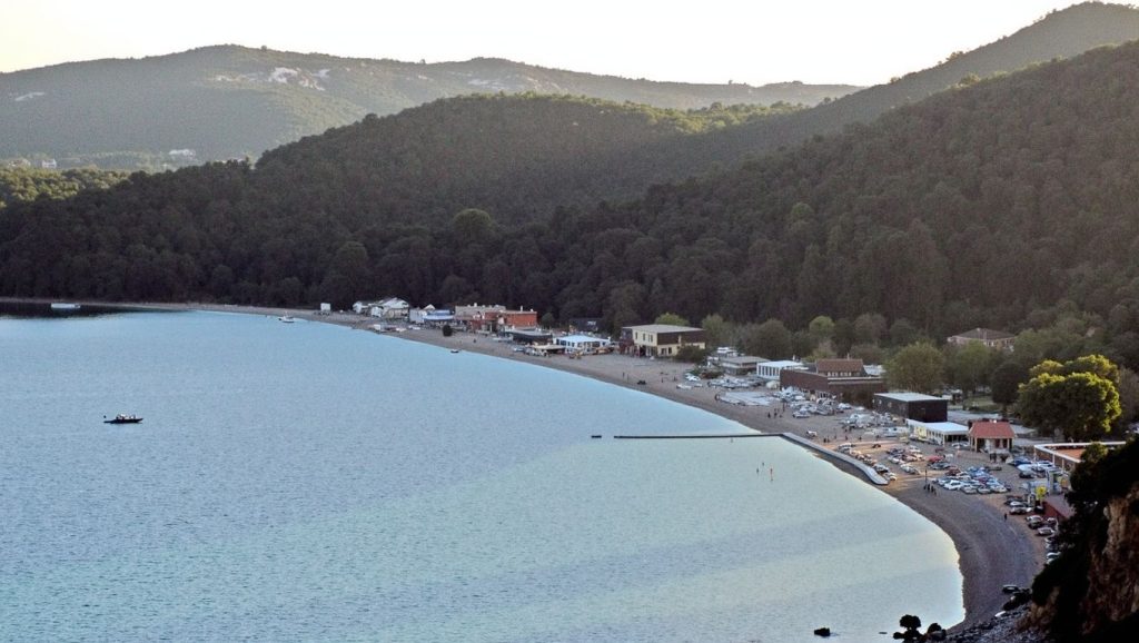 Playa Almara beach en Tivat, Montenegro