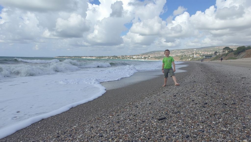 Primer plano de la orilla de Aphrodite Beach, ?