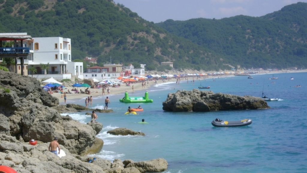 Playa Aragosta Beach en Durrës, Albania