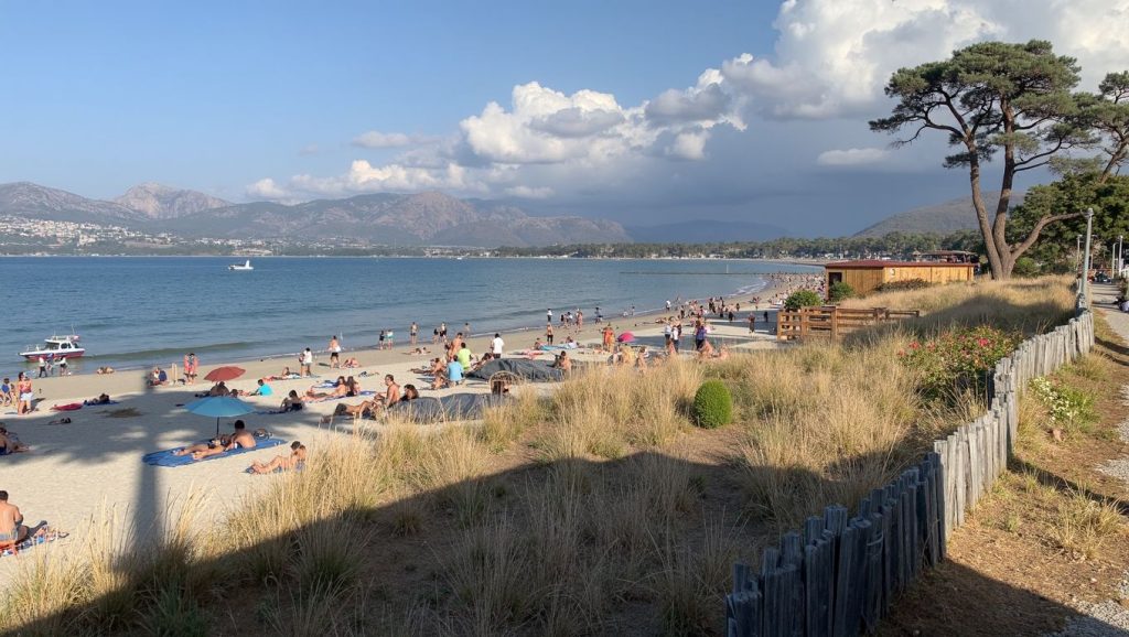 Aregno Plage (Calvi, Córcega)