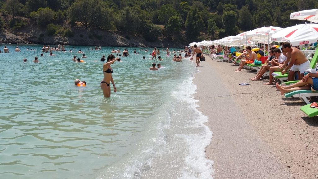 Ayaş Belediyesi Halk Plajı (Alanya, Turquía) — foto 4