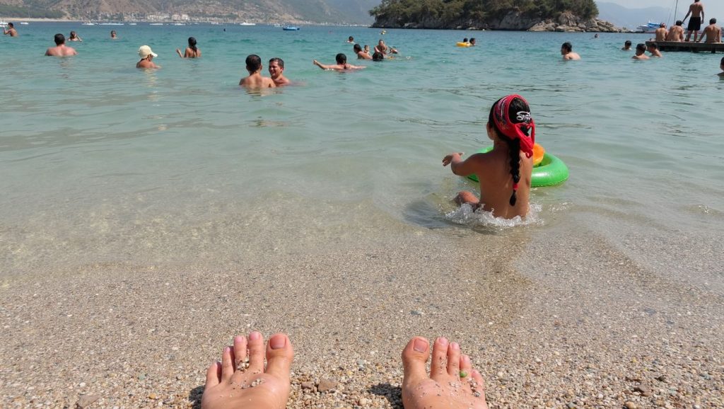 Ayaş Belediyesi Halk Plajı (Alanya, Turquía) — foto 5