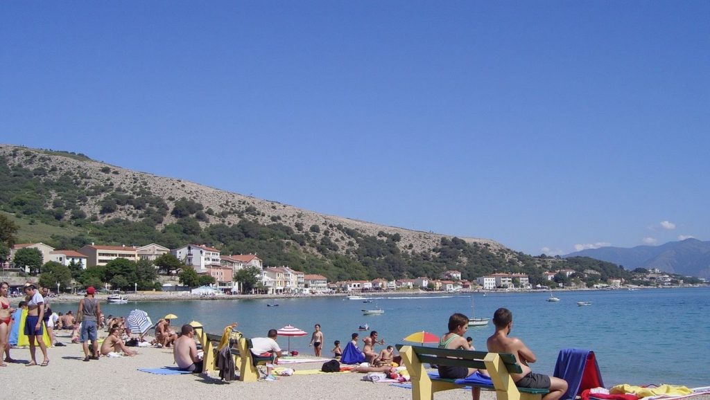 Beach for childs (no dogs) (Malinska-Dubašnica, Krk) — foto 2