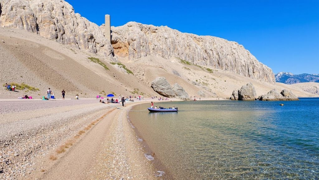 Vista de Beritnica desde la orilla, Croacia