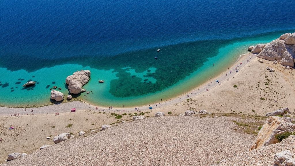 Vista del litoral en Beritnica, Croacia