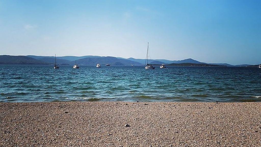 Vista amplia de Bošana en Croacia, Croacia