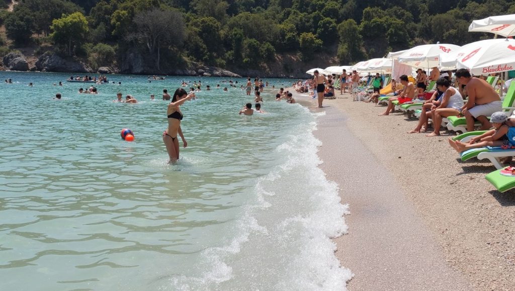 Bubi Sörf Okulu (Çeşme, Turquía) — foto 4