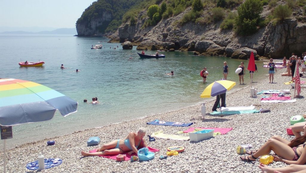 Cala de Dragozetići (Dragozetići, Cres) — foto 5