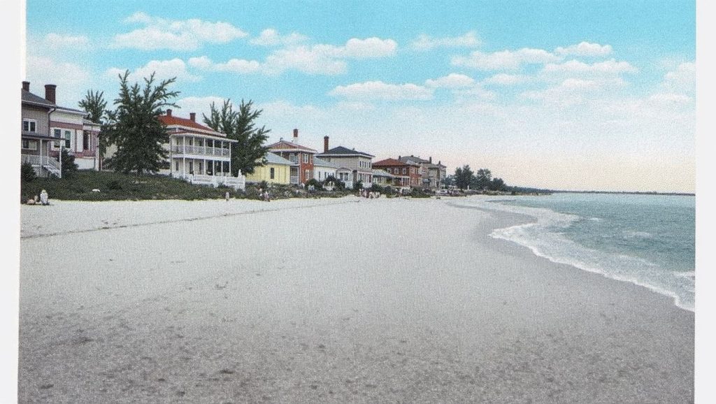 Orilla tranquila de caletón El Judío, playa de Pinar del Río