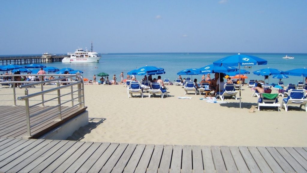 Vista del litoral en Chalabro Beach, ?