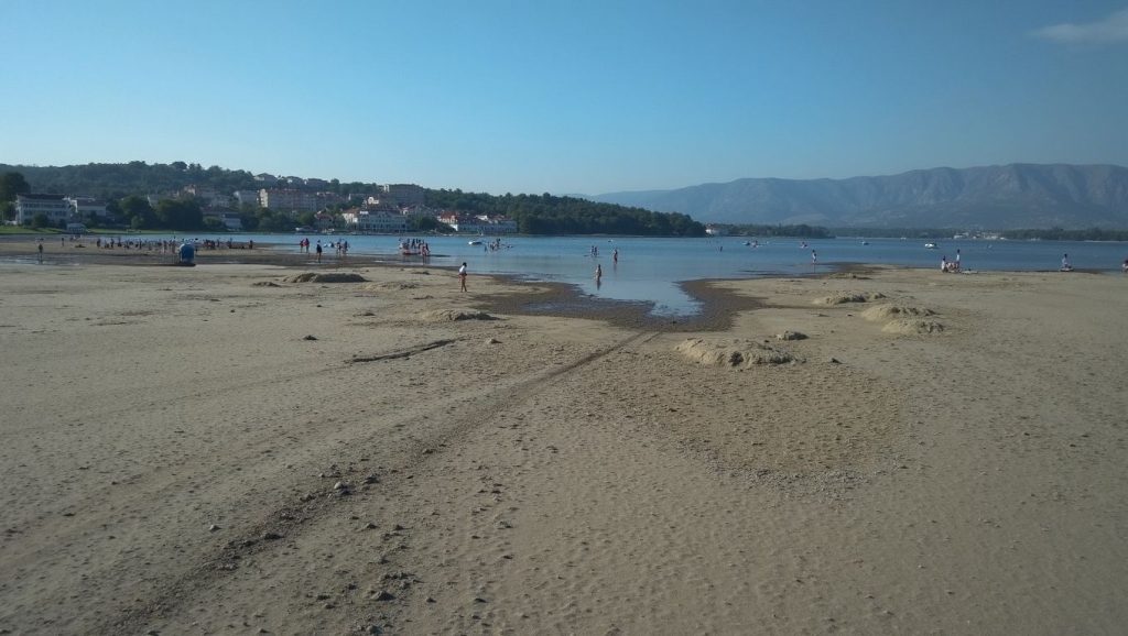 Crni beach (Dobrinj, Krk) — foto 2