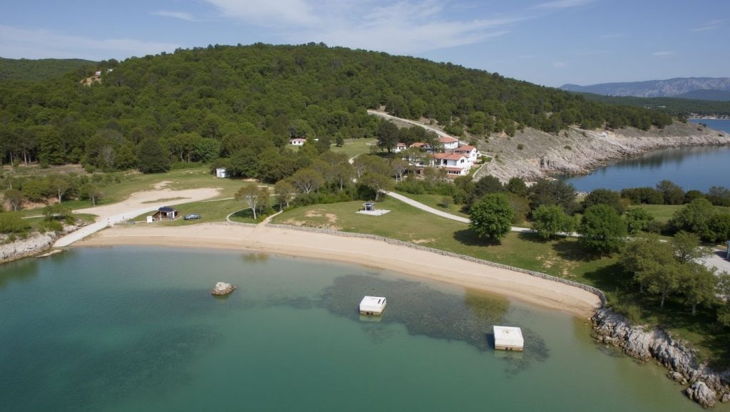Crni molo (Omišalj, Krk) — foto 2