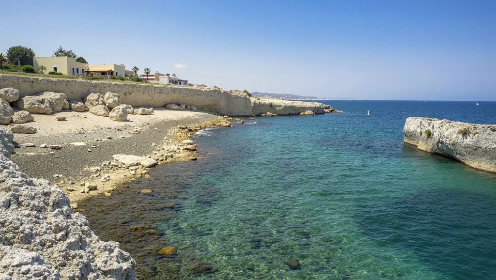 Costa de Augusta desde Playa de Augusta 9, Sicilia