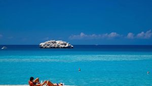 Playa de Brolo 6