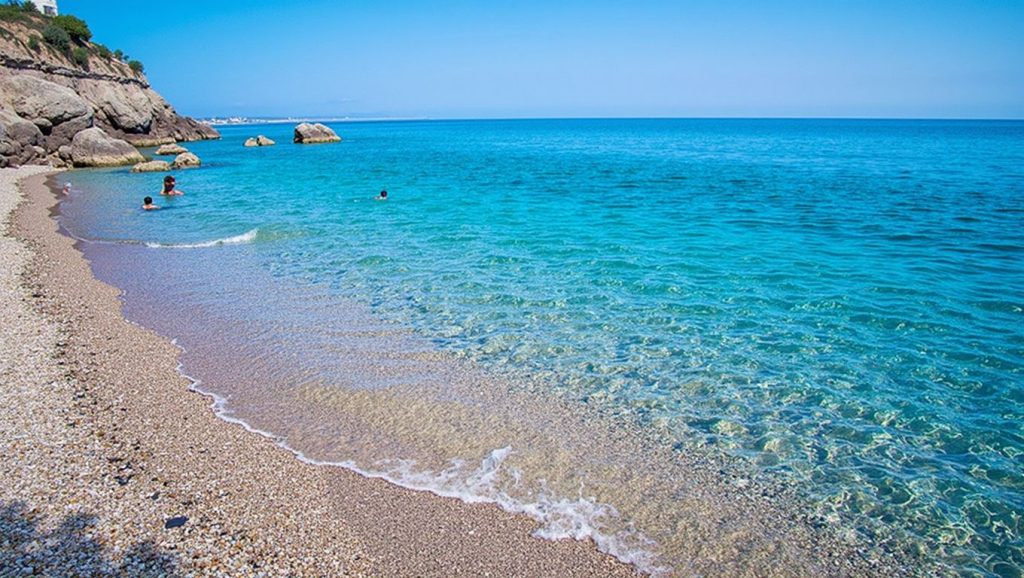 Orilla tranquila de Playa de Capo d'Orlando 5, playa de Capo d'Orlando