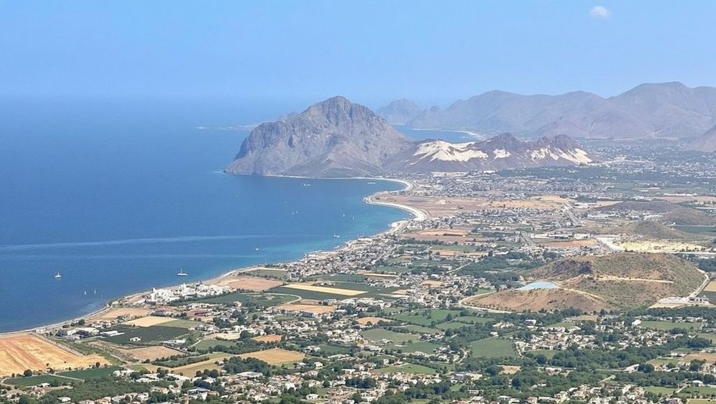 Playa de Erice 4 — foto 1 de 6