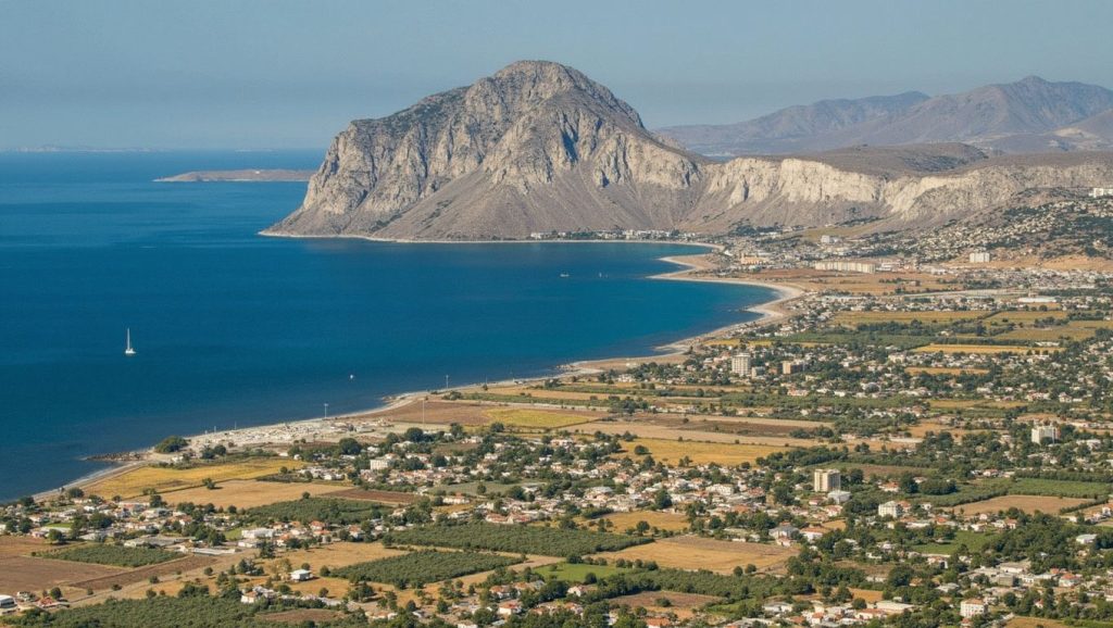 Arena y orilla en Playa de Erice 4, Erice, Sicilia