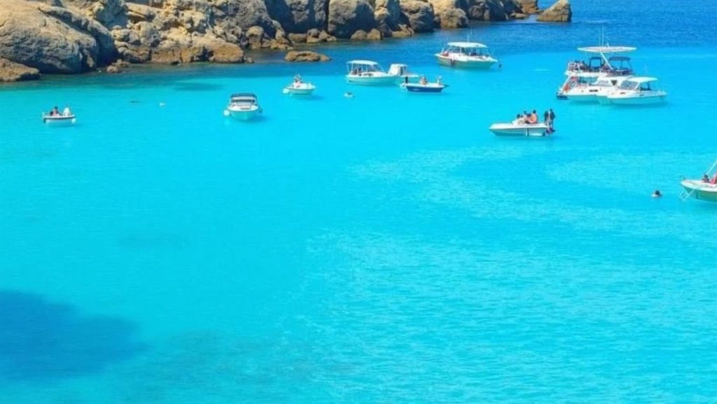 Vista del entorno de Favignana 1, Favignana, Sicilia