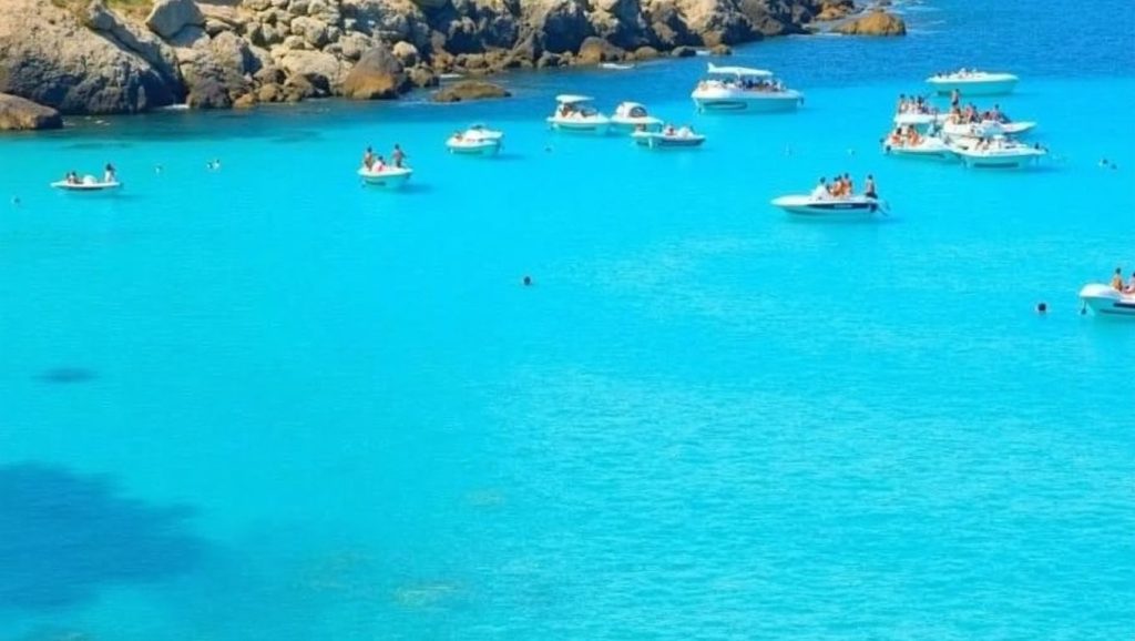 Detalle del agua en Playa de Favignana 3, Favignana, Sicilia