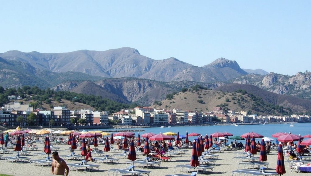 Primer plano de la orilla de Playa de Giardini-Naxos 3, Giardini-Naxos