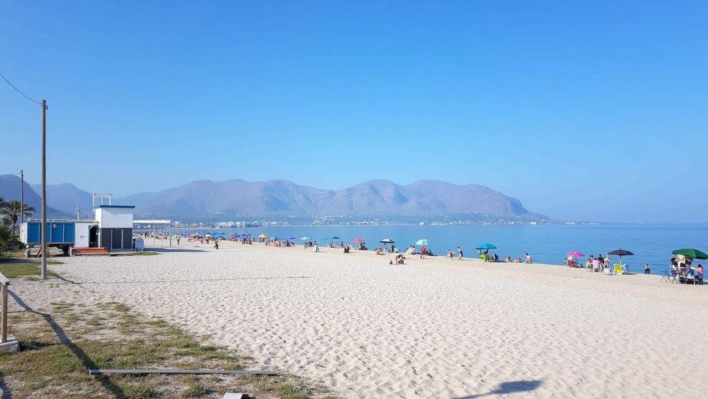 Horizonte desde Playa de Isola delle Femmine 2, Isola delle Femmine, Sicilia
