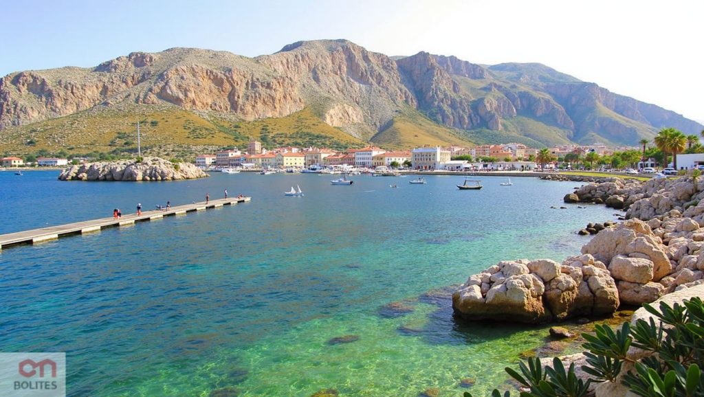 Acceso a Playa de Isola delle Femmine 5 desde el aparcamiento, Isola delle Femmine