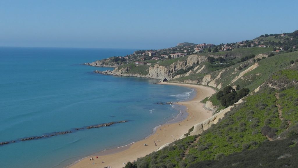 Playa de Licata 8 — foto 1 de 6