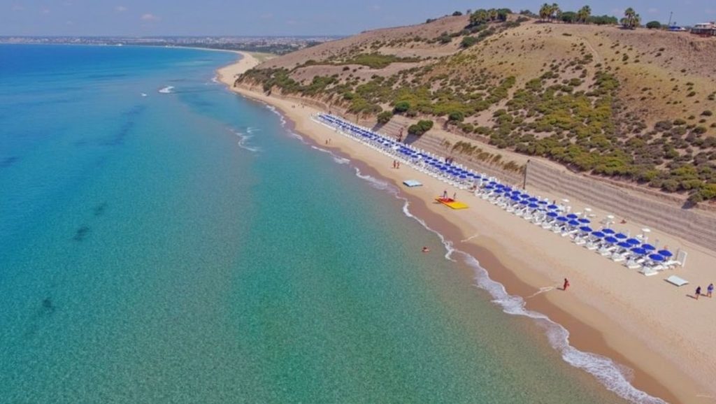 Playa de Menfi 1 — foto 1 de 6