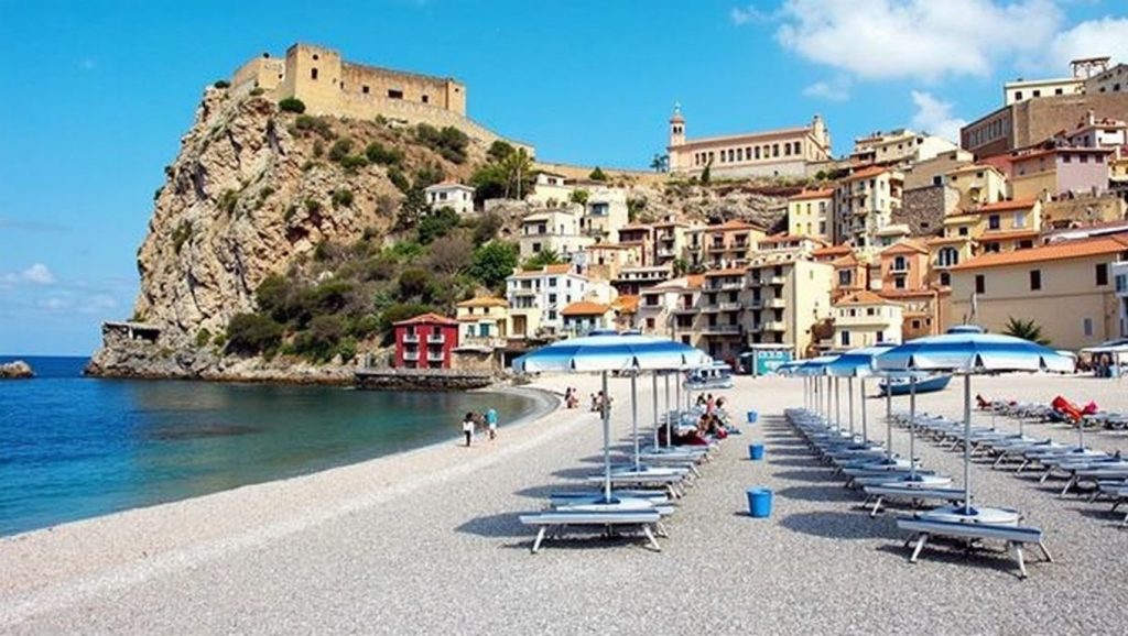 Playa Messina 36 en Messina, Sicilia