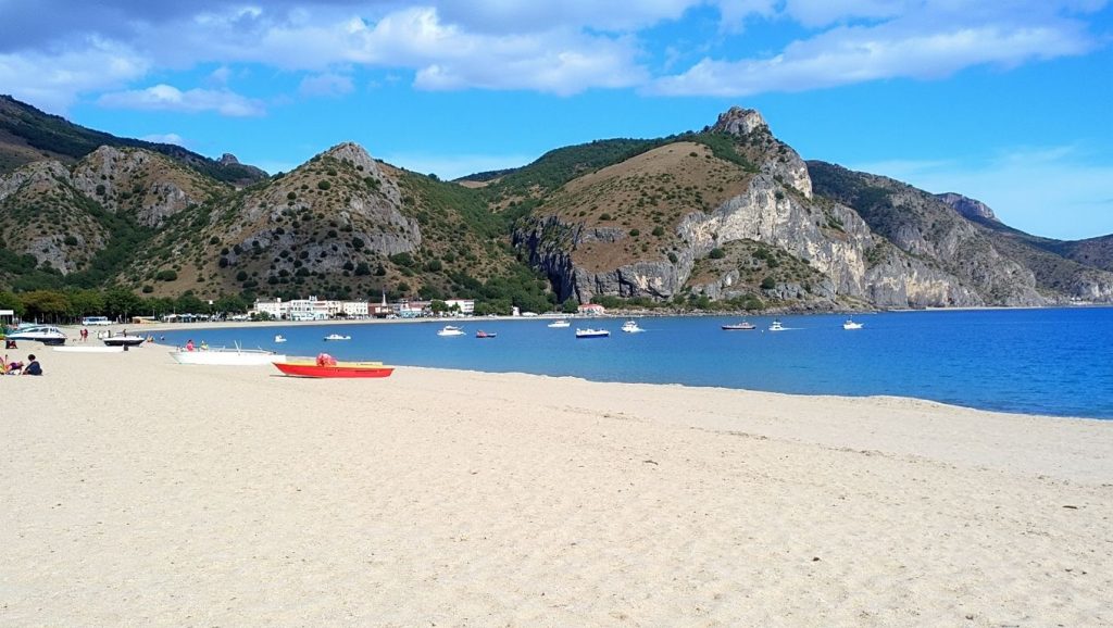 Playa de Oliveri 1 — foto 2 de 6