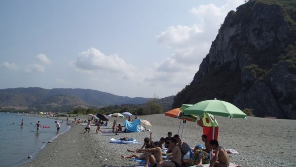Detalle del agua en Playa de Oliveri 5, Oliveri, Sicilia