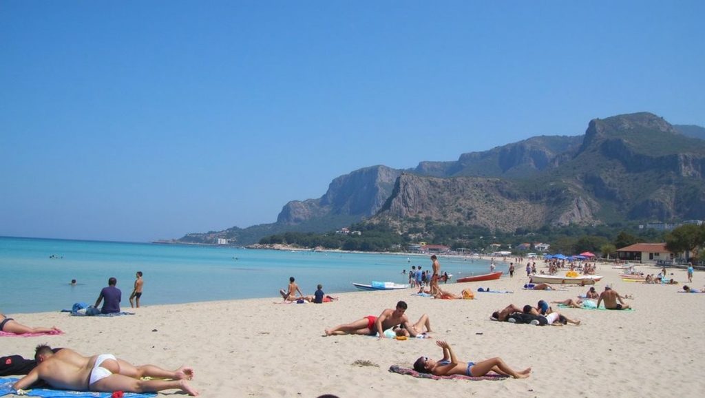 Playa de Pace del Mela 5 — foto 5 de 6
