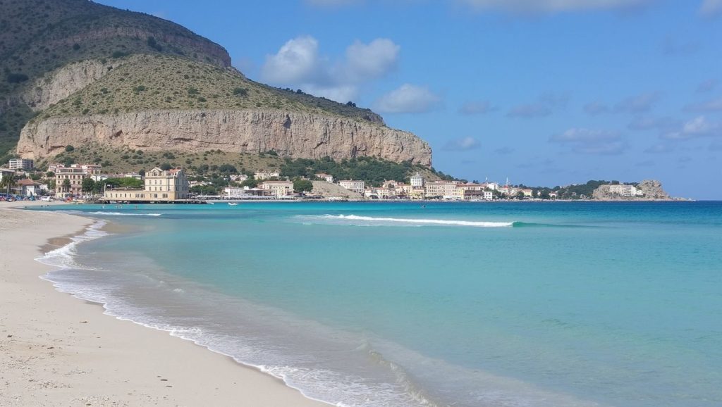 Horizonte desde Playa de Palermo 5, Palermo, Sicilia