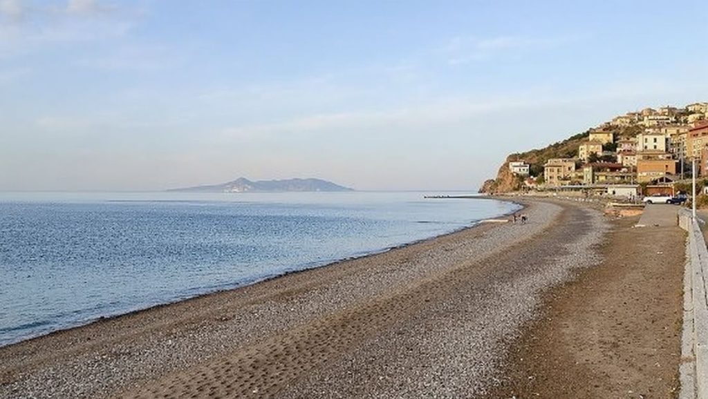 Playa Patti 6 en Patti, Sicilia