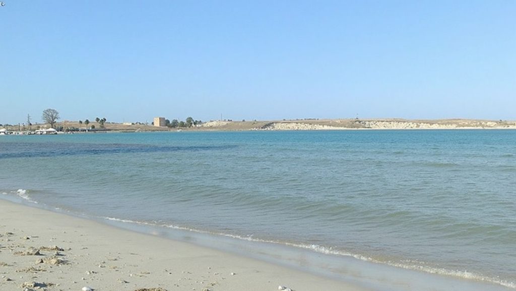 Acceso a Playa de Priolo Gargallo 1 desde el aparcamiento, Priolo Gargallo