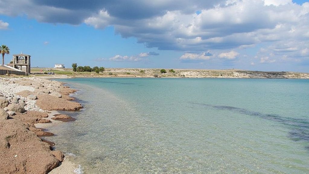 Panorámica de Playa de Priolo Gargallo 3 con cielo despejado, Priolo Gargallo