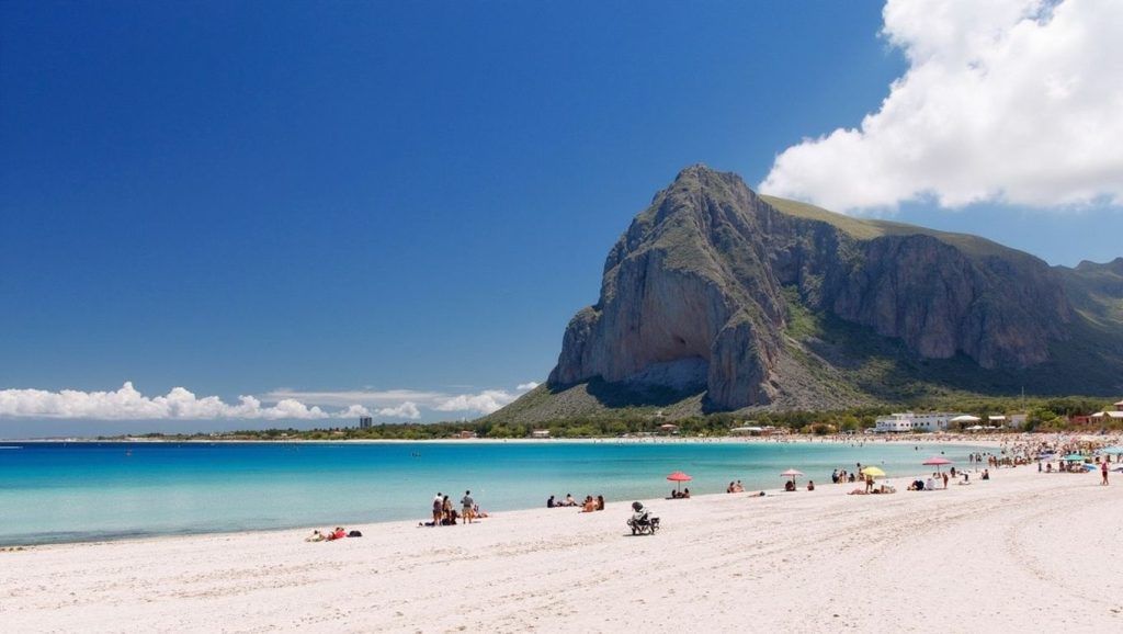 Vista del litoral en Playa de San Vito Lo Capo 2, San Vito Lo Capo