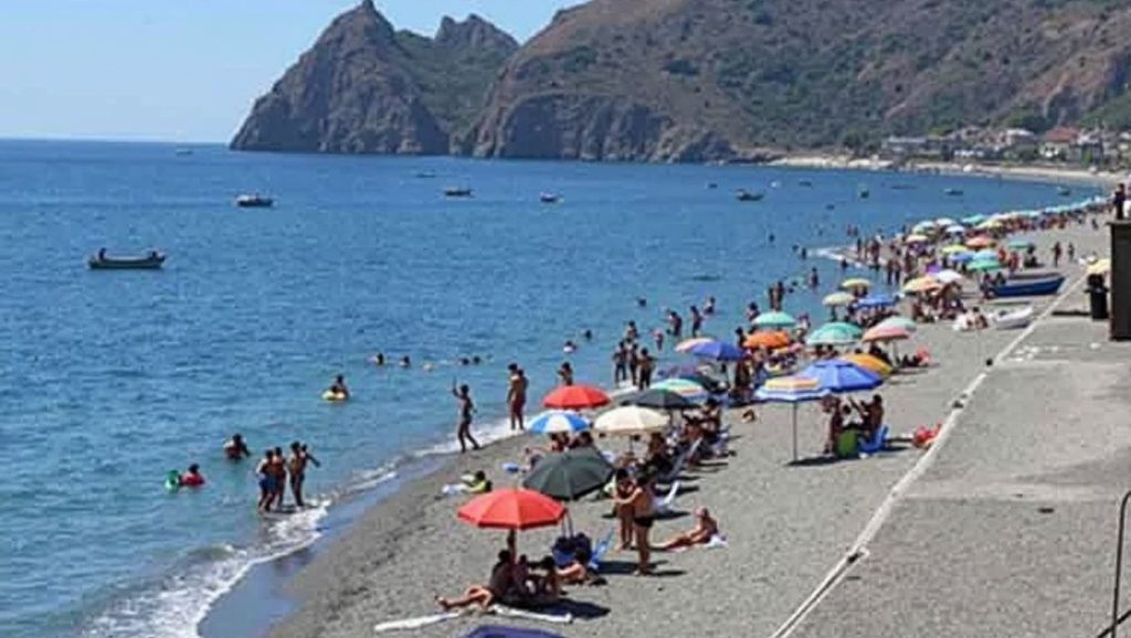 Playa de Sant'Alessio Siculo 2 — foto 5 de 6