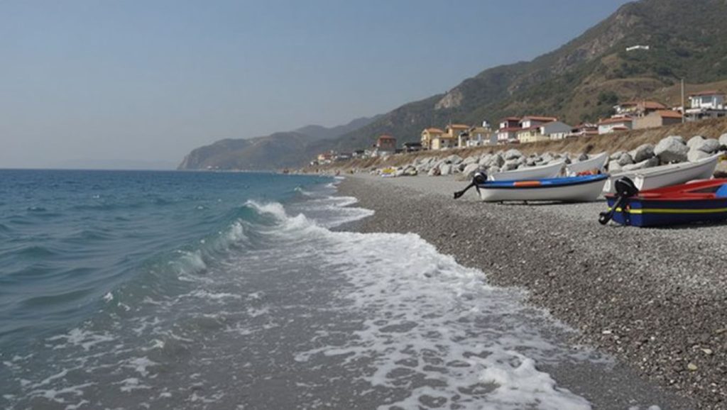 Playa de Scaletta Zanclea 12 — foto 5 de 6