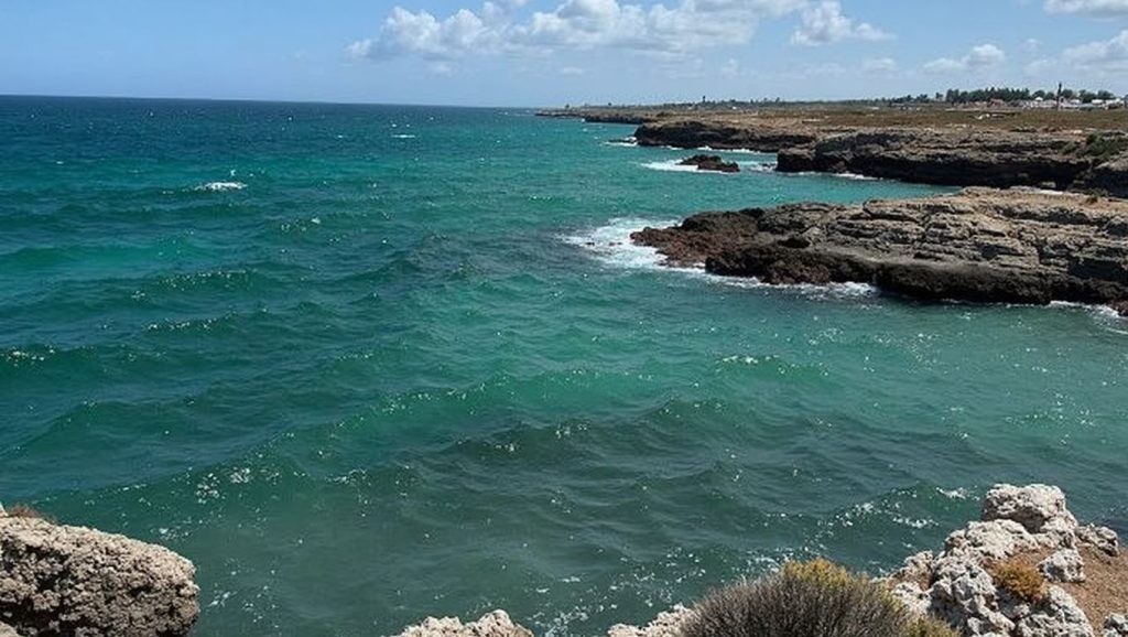 Camino de acceso a Scaletta Zanclea 15, Scaletta Zanclea, Sicilia