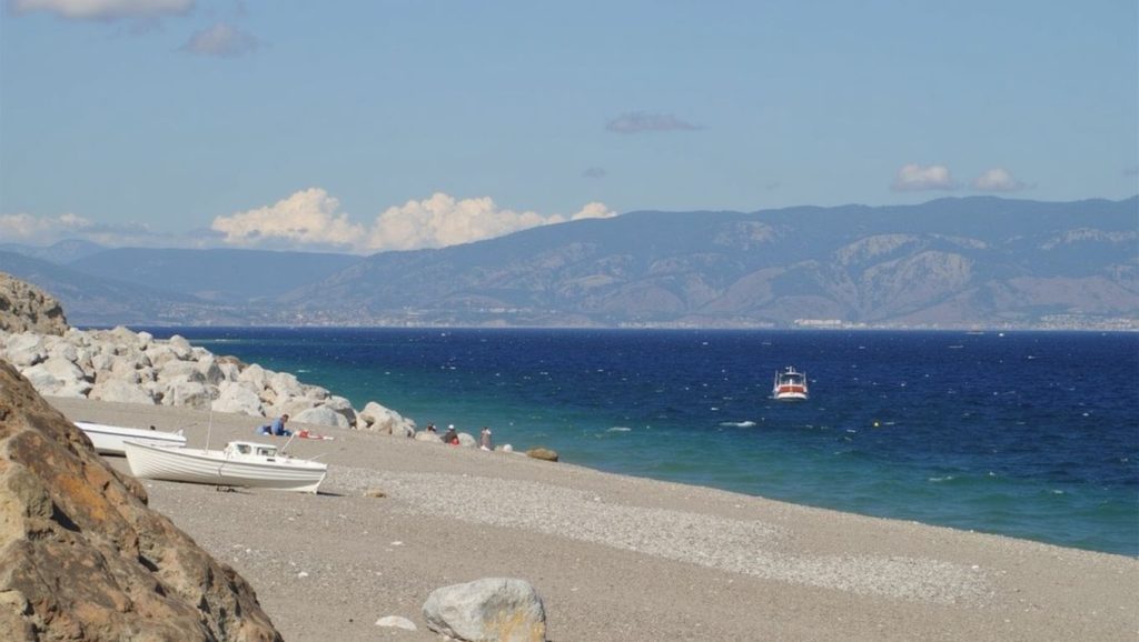 Amplio horizonte marino en Playa de Scaletta Zanclea 6, Scaletta Zanclea